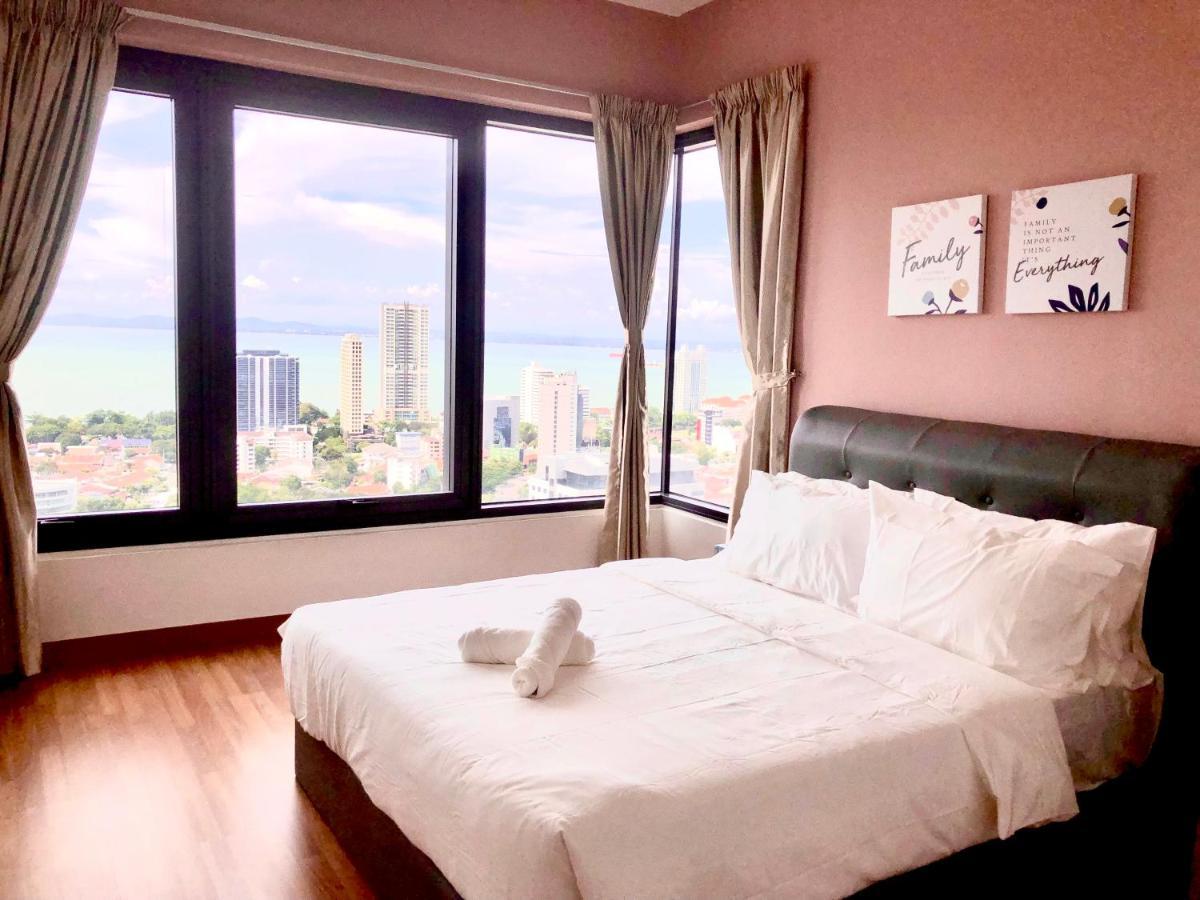 Tropicana 218 Macalister Netflix Unit By Blue Sky Holidays Pangsapuri