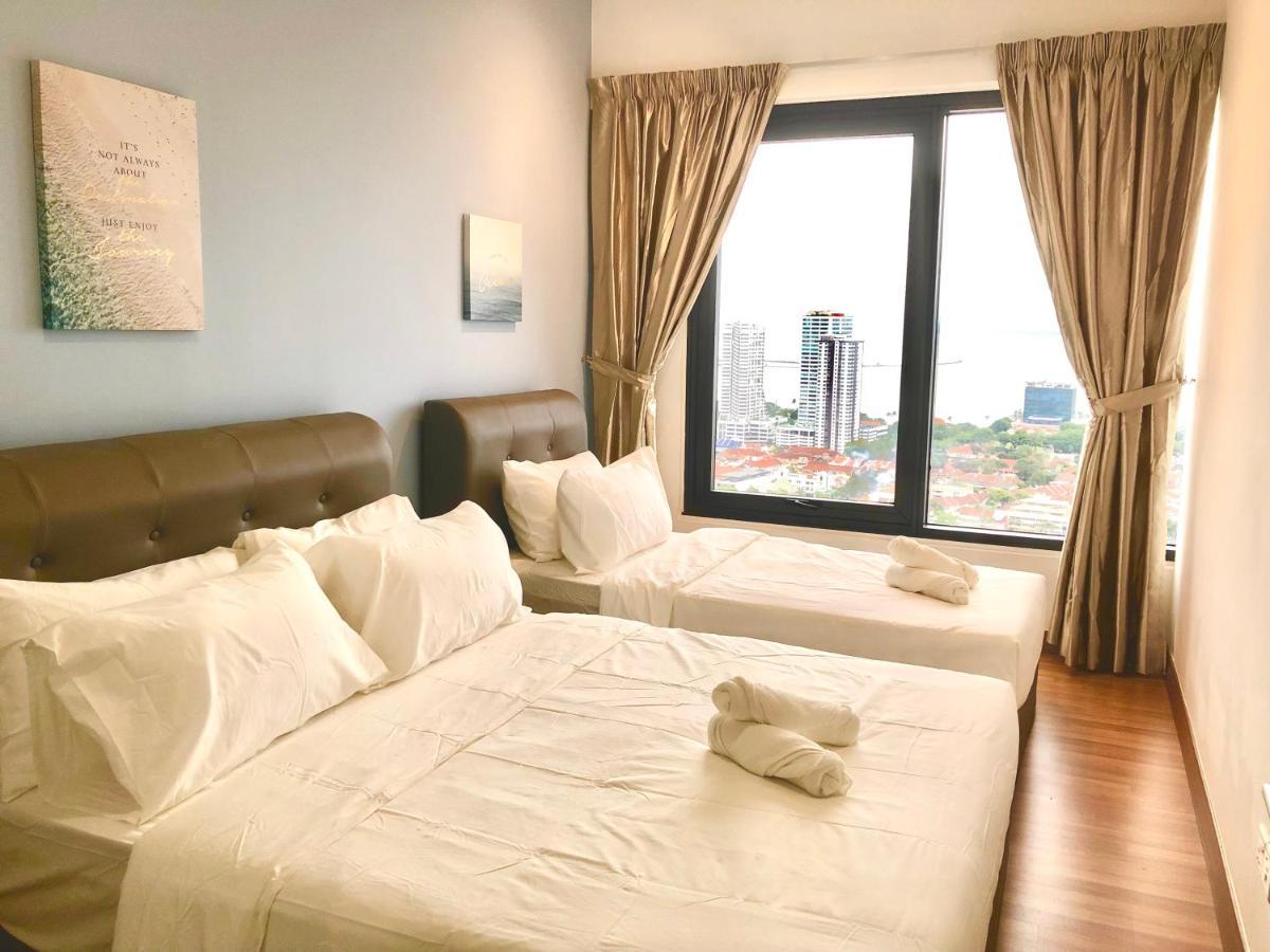 Tropicana 218 Macalister Netflix Unit By Blue Sky Holidays Georgetown