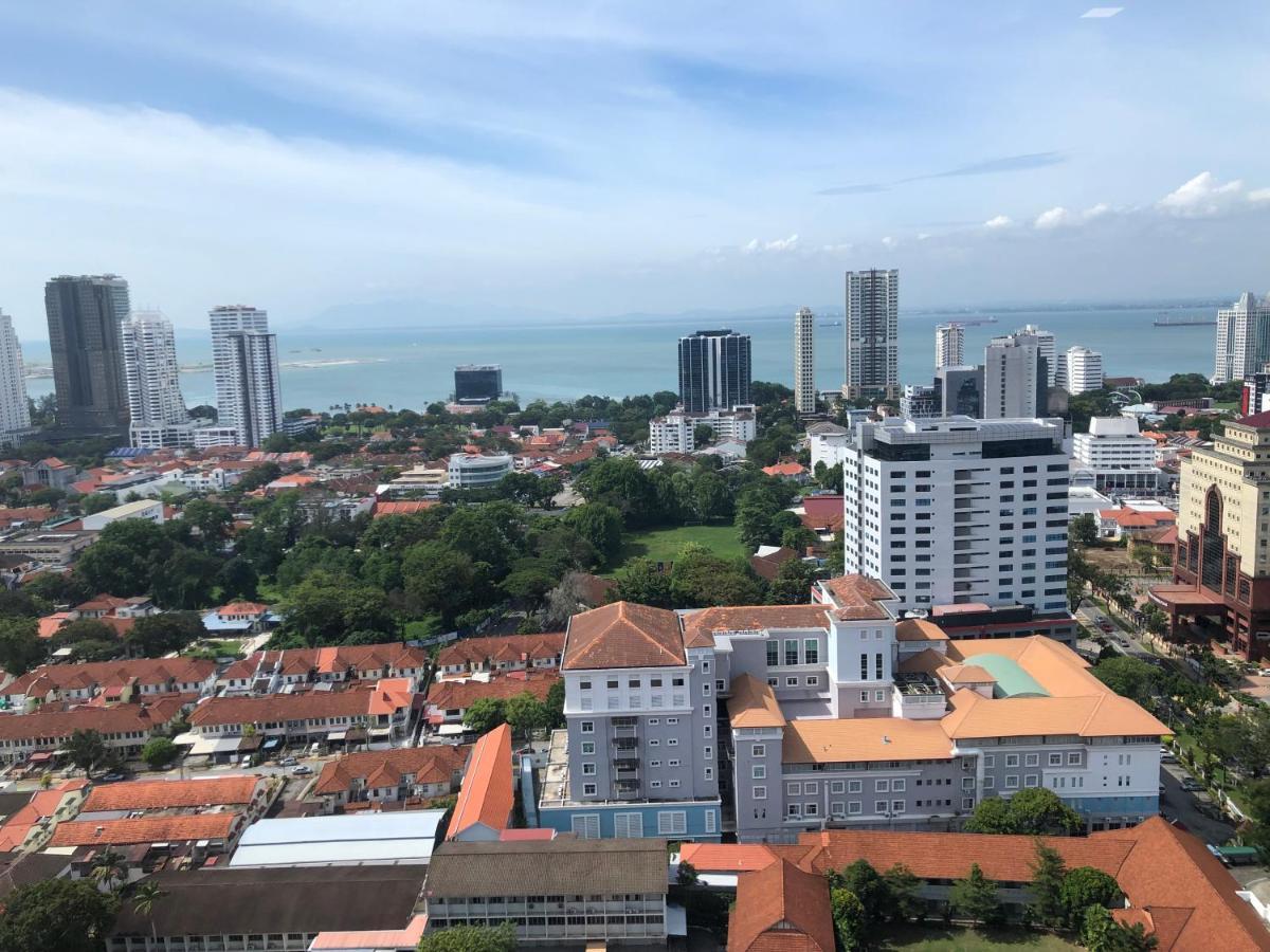 Pangsapuri Tropicana 218 Macalister Netflix Unit By Blue Sky Holidays Georgetown