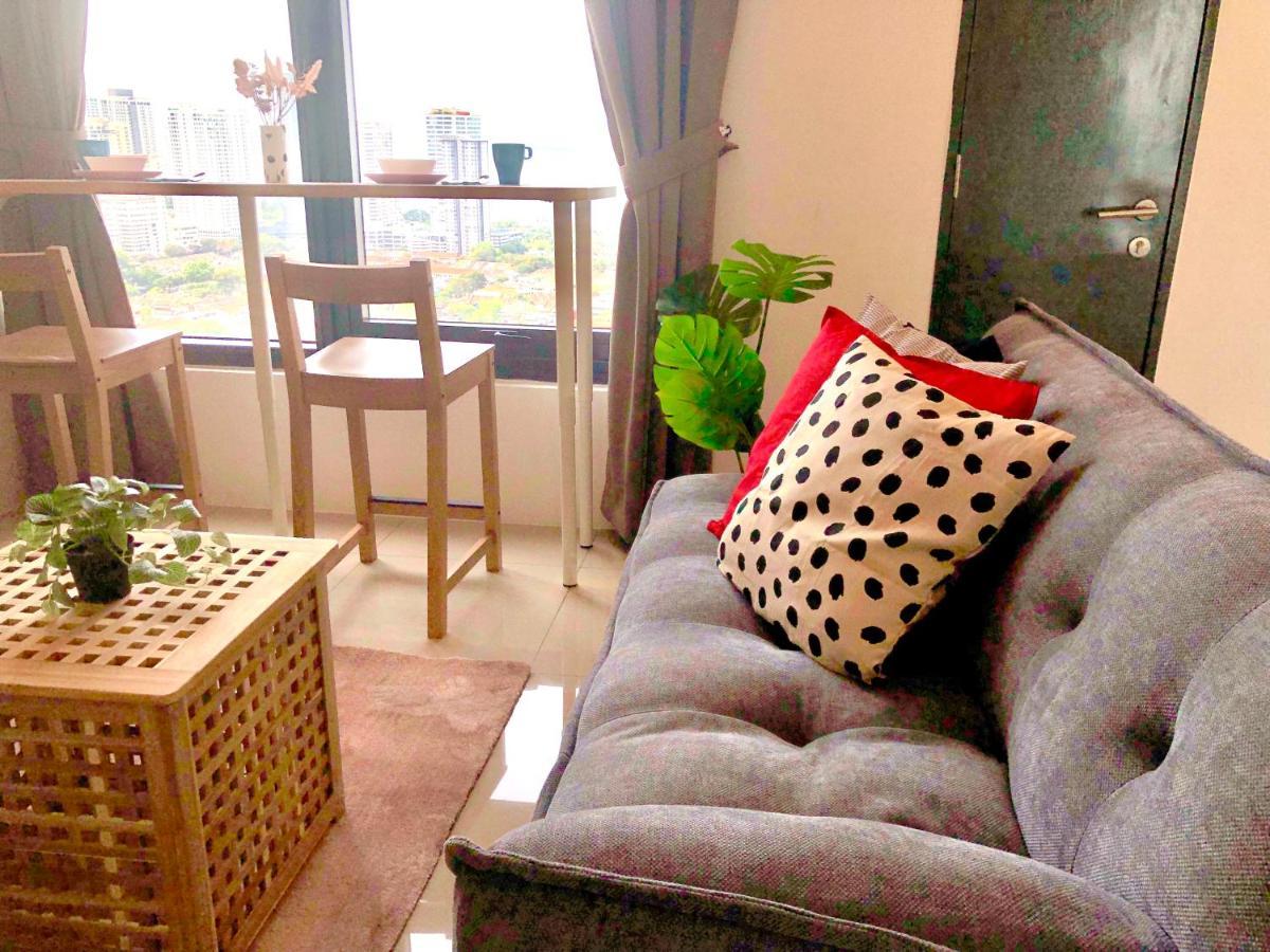 Tropicana 218 Macalister Netflix Unit By Blue Sky Holidays Georgetown