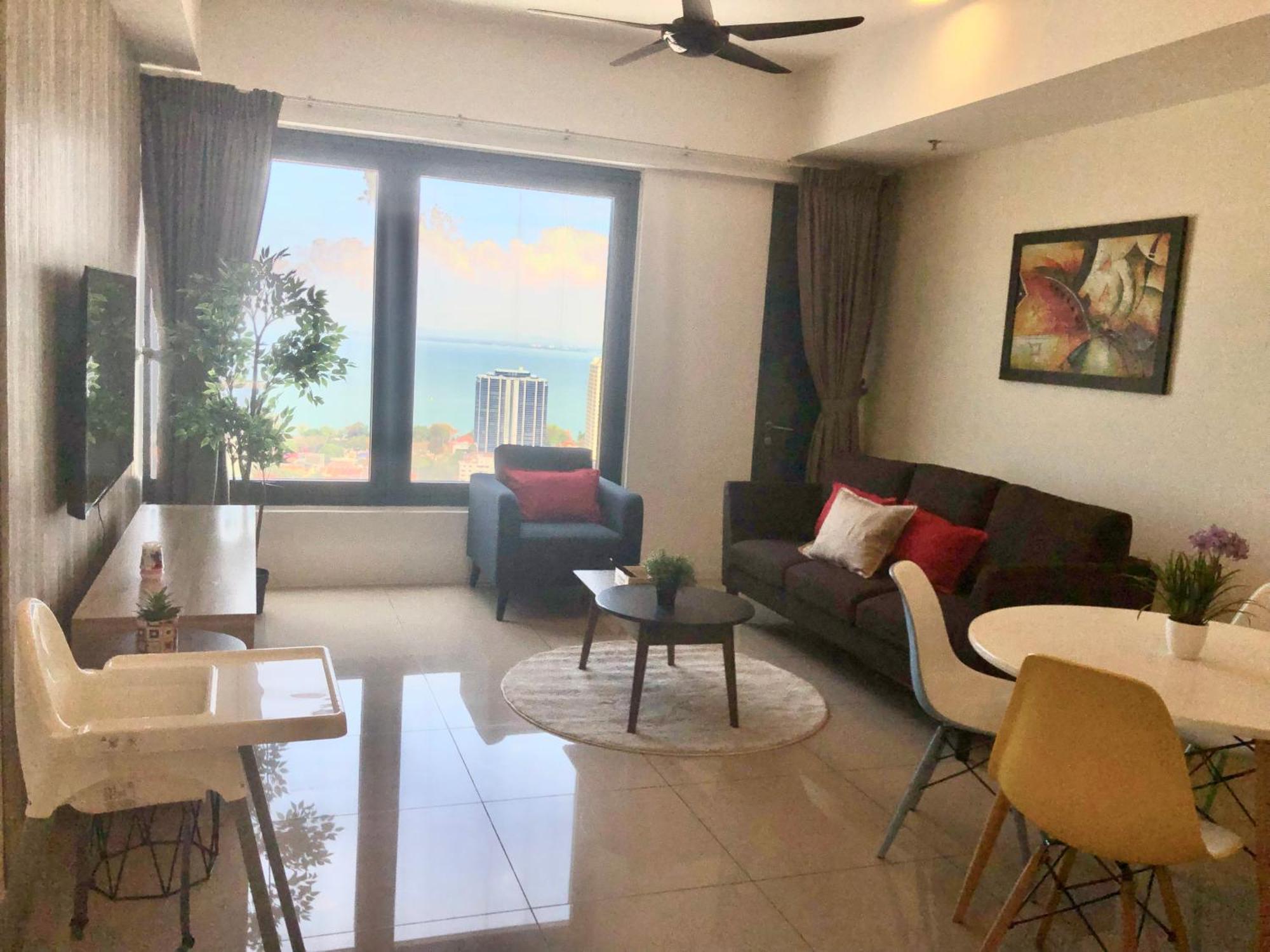 Tropicana 218 Macalister Netflix Unit By Blue Sky Holidays * Georgetown